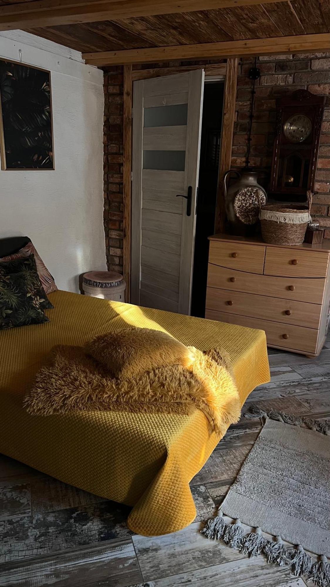 Apartamenty 3 Pory Roku Komarno Esterno foto