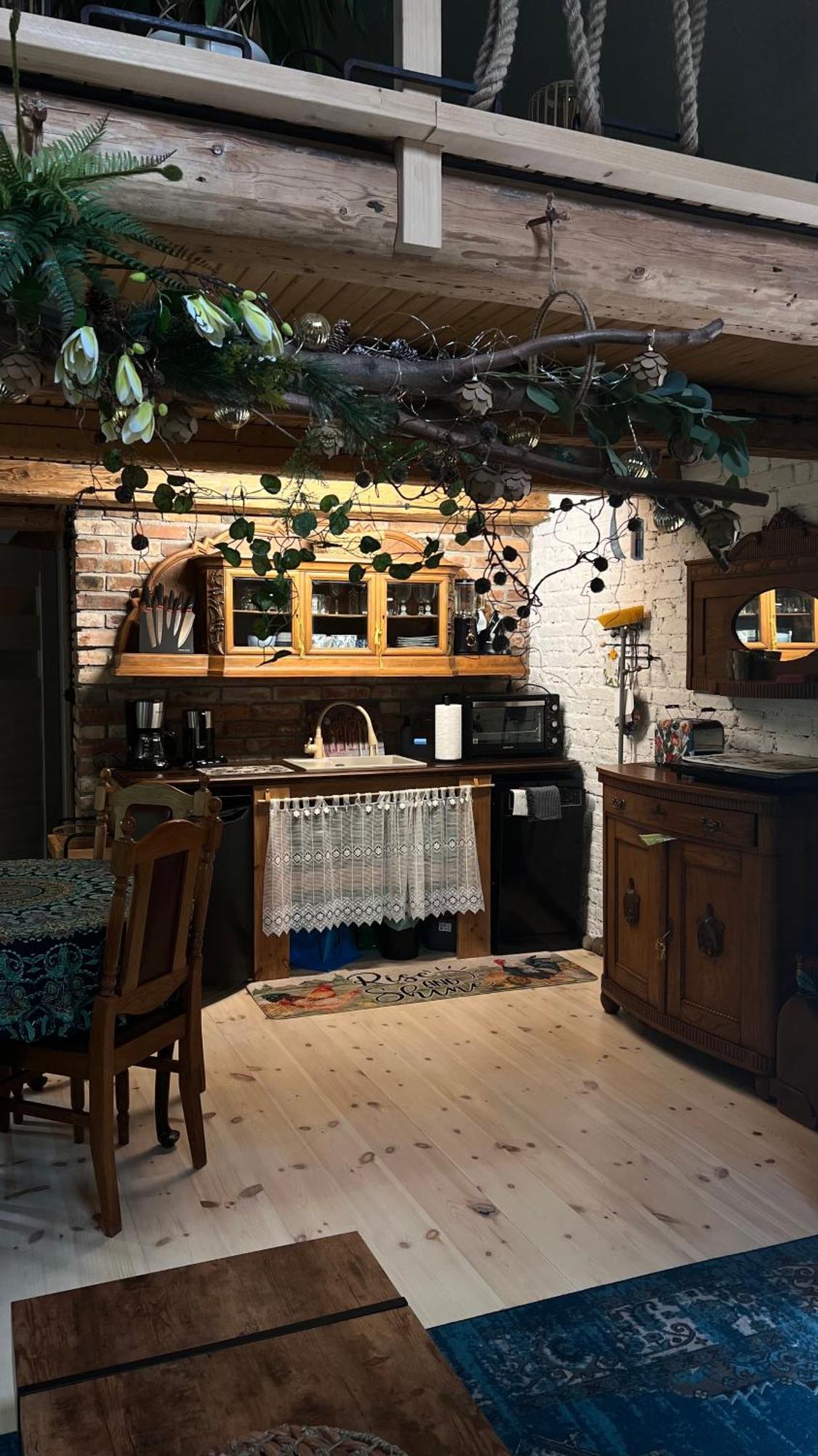 Apartamenty 3 Pory Roku Komarno Esterno foto